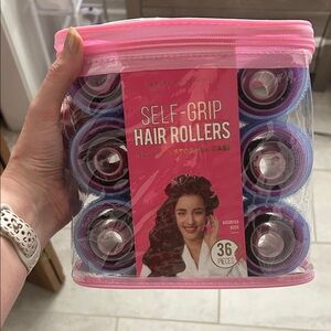Self-Grip Hair Rollers - Pink and Blue